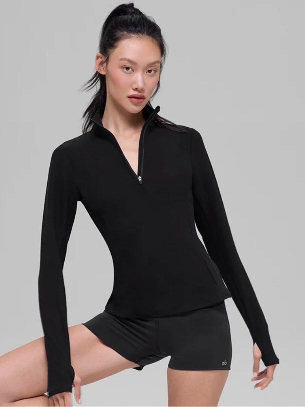 Alo Yoga Alosoft 1/2 Zip Rapid Pullover in Black